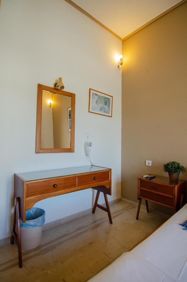 Almira Inn Ios Zewnętrze zdjęcie
